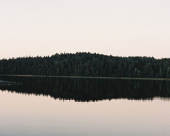 LATVIAN LAKE © Gregoire Grange